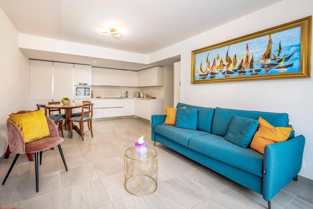 Juan Les Pins Two Bed Access *