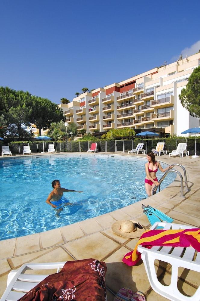 Residéal Appart hôtel Antibes