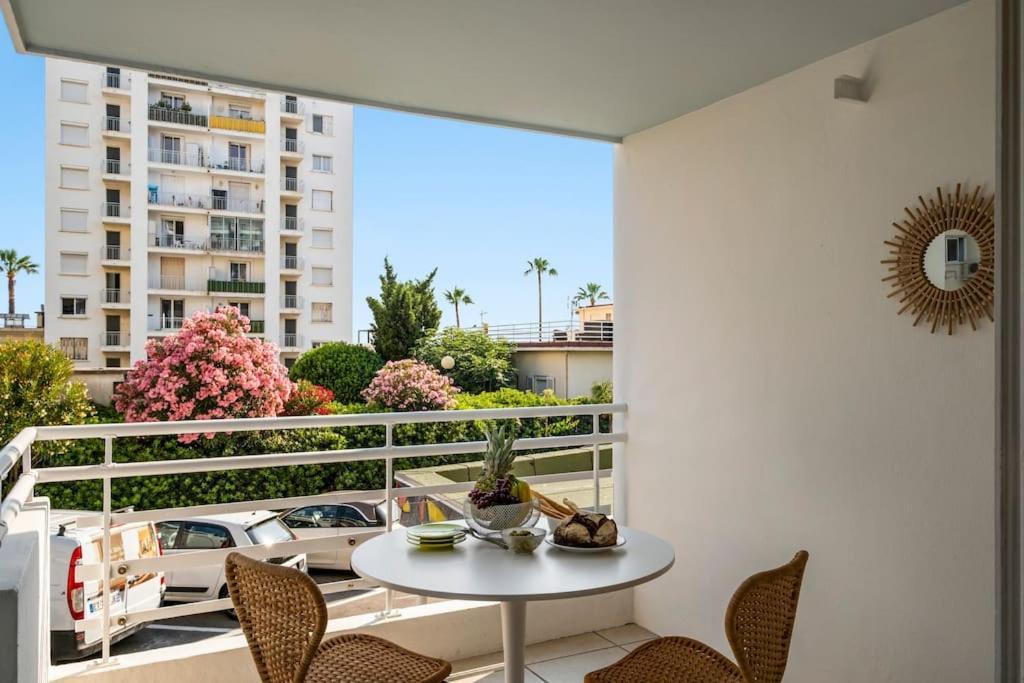 Sunlight - La - Juan Les Pins - 100m From The Apartamento Antibes