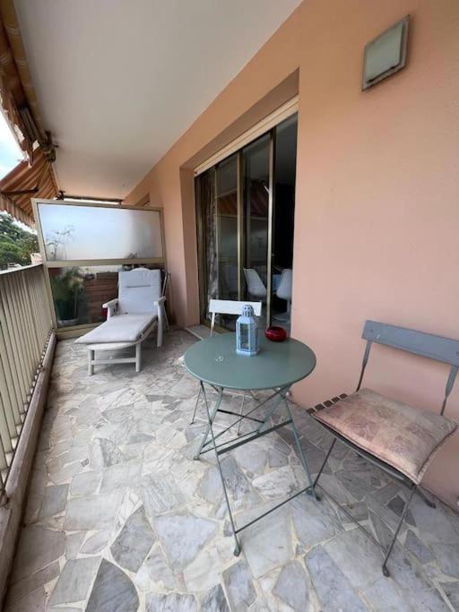Le Pinede - 4 Prs- Parking - Clim - 500m Plages