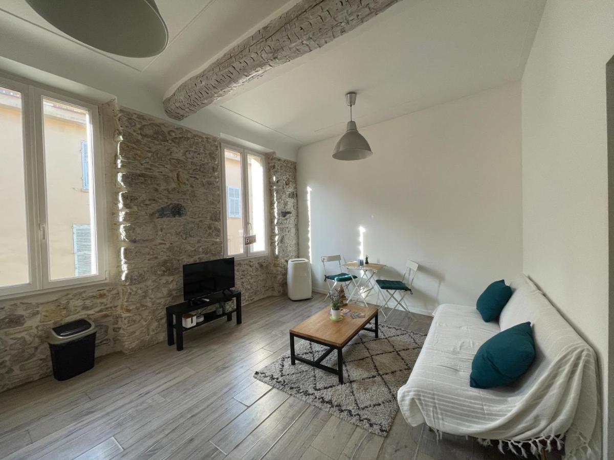Apartment Charming Haven In Antibes