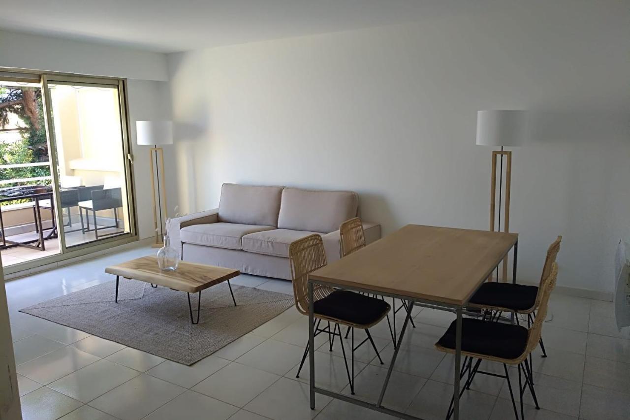 Hébergement de vacances 3bdr Terrasse Sea View Parking Pool Tennis
