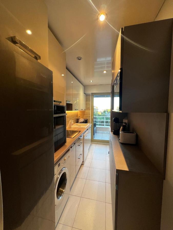 3bdr Terrasse Sea View Parking Pool Tennis * Antibes
