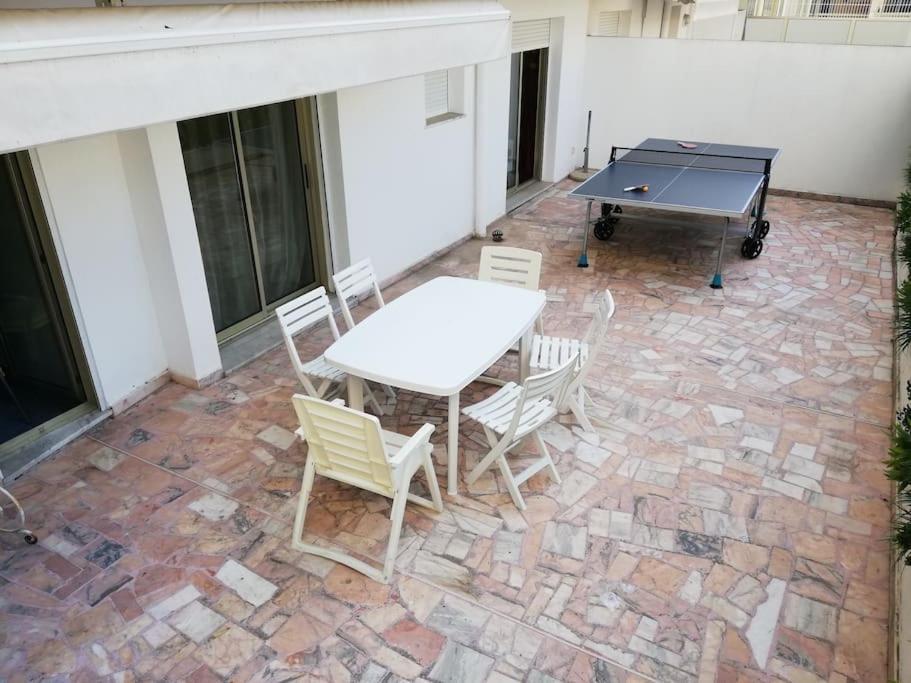 Front De Juan Les Pins Cannes Apartment