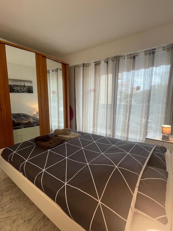 Apartment Juan Les Pins, T2 Cosy Et Confortable, Avec Parking En Sous-sol, Proche Plages Et Commerces