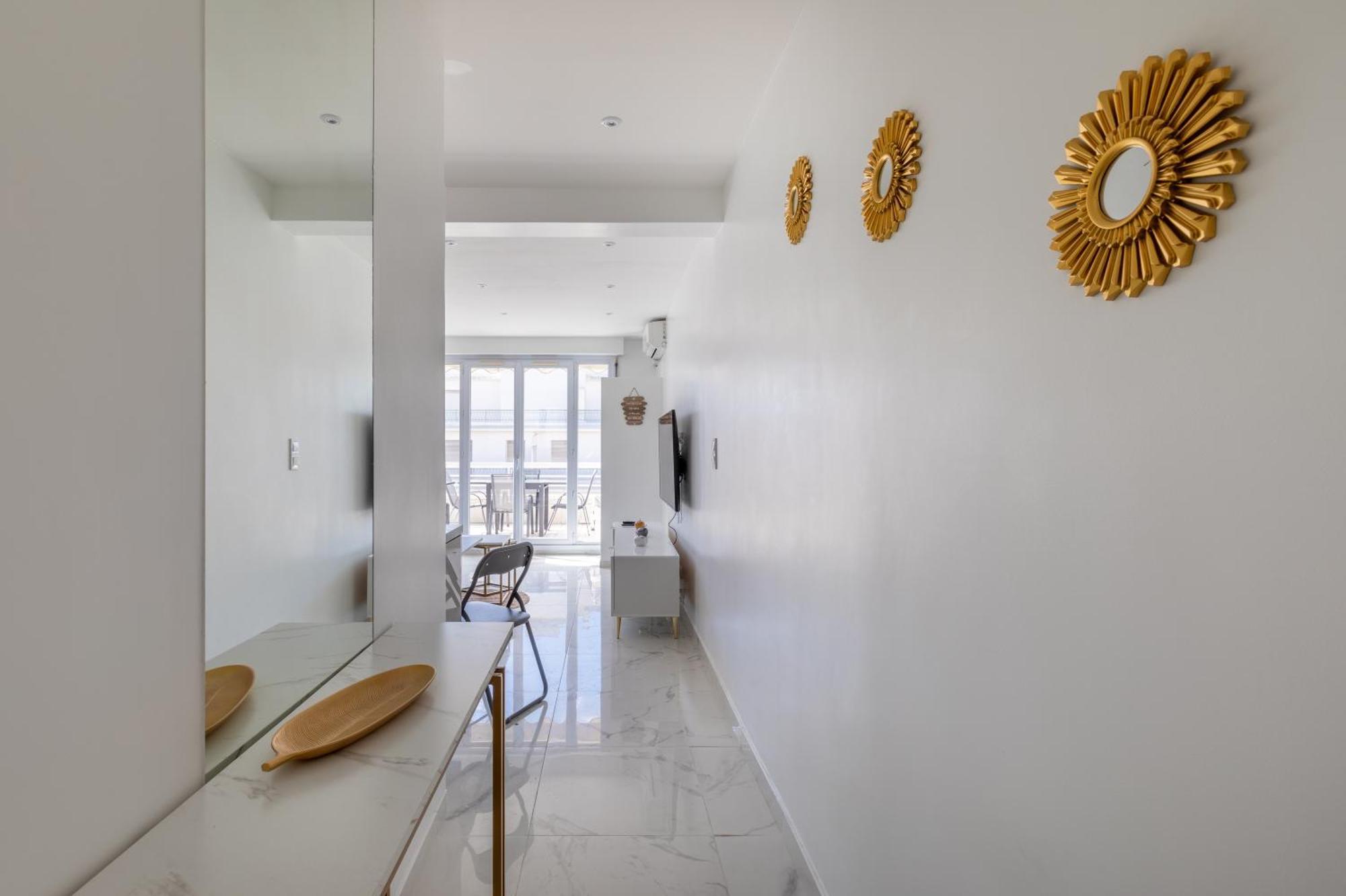 Apartamento Juan Les Pins Entre Ciel Et , Dernier Etage Avec Terrasse