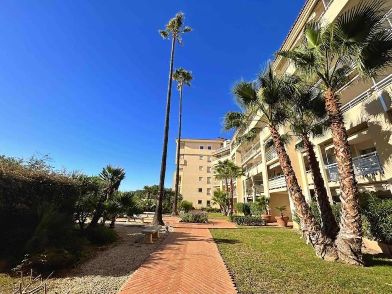 Il Gioiello : 2 Pers, Clim, Piscine, Parking Appartement *