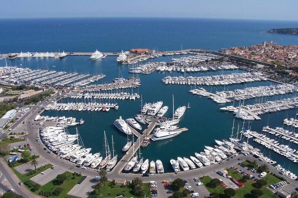 Le Provencal - Center Old 1br Flat With Ac, Wifi Apartamento