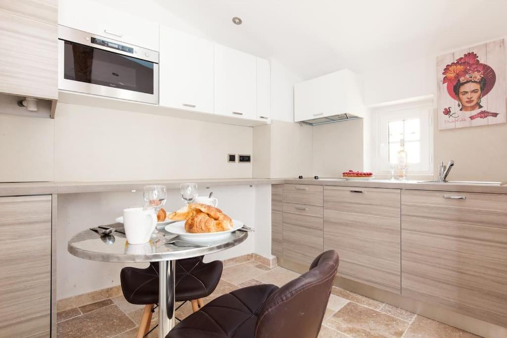 Apartamento Le Provencal - Center Old 1br Flat With Ac, Wifi Antibes