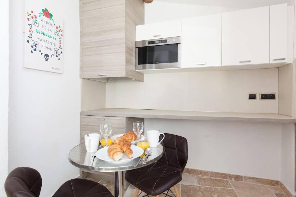 Apartamento Le Provencal - Center Old 1br Flat With Ac, Wifi *