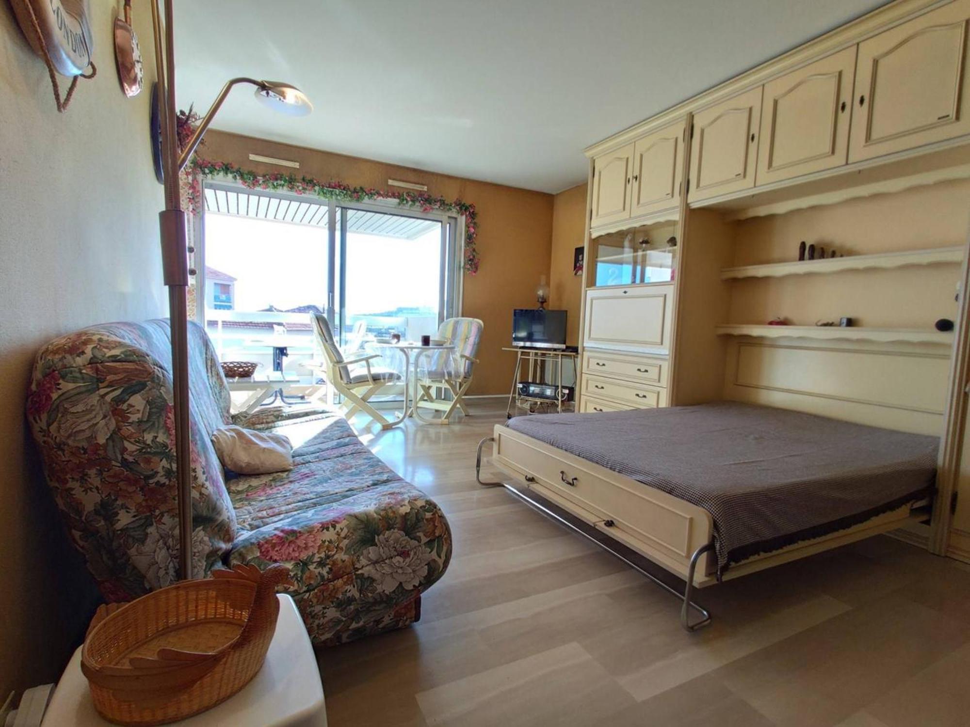 Appartement Studio Antibes, 1 Pièce, 4 Personnes - Fr-1-252-153 Antibes