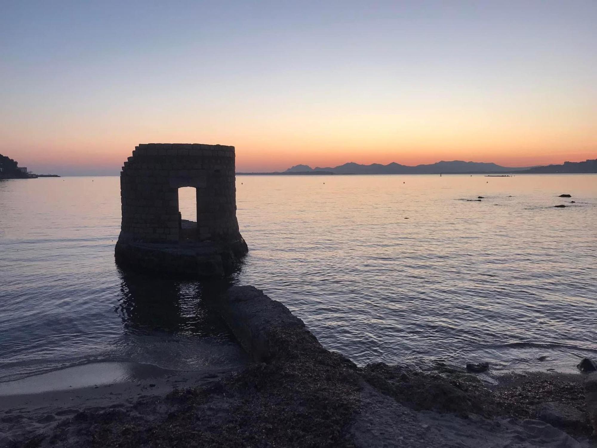 Juan-les-pins Cozy One Bedroom Near The Beaches And The Restaurants * Antibes