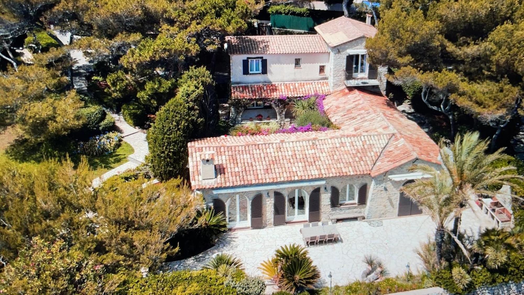 Cap D'antibes Sea View Villa *