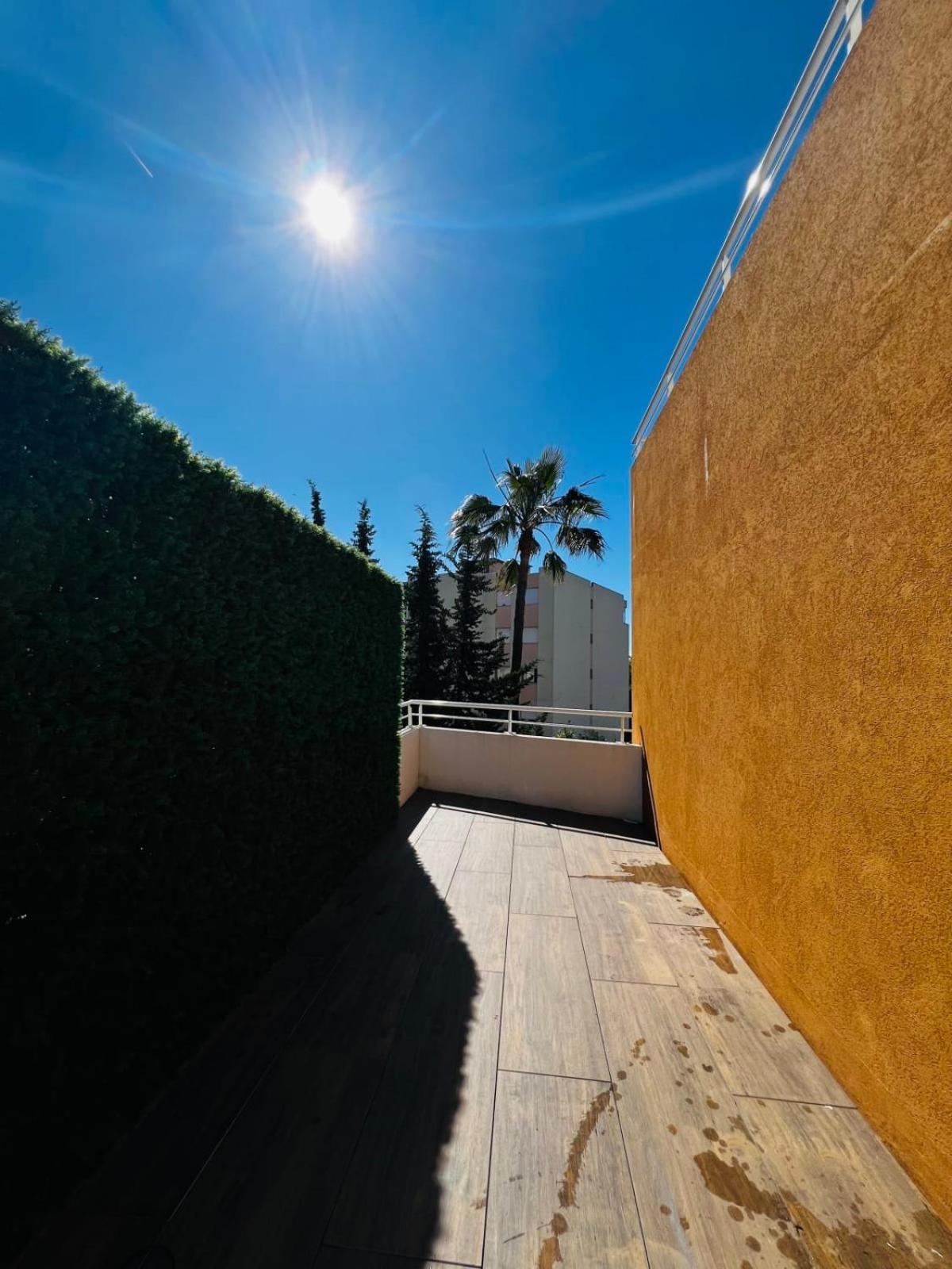 Casa de férias Sumptuous Renovated In *