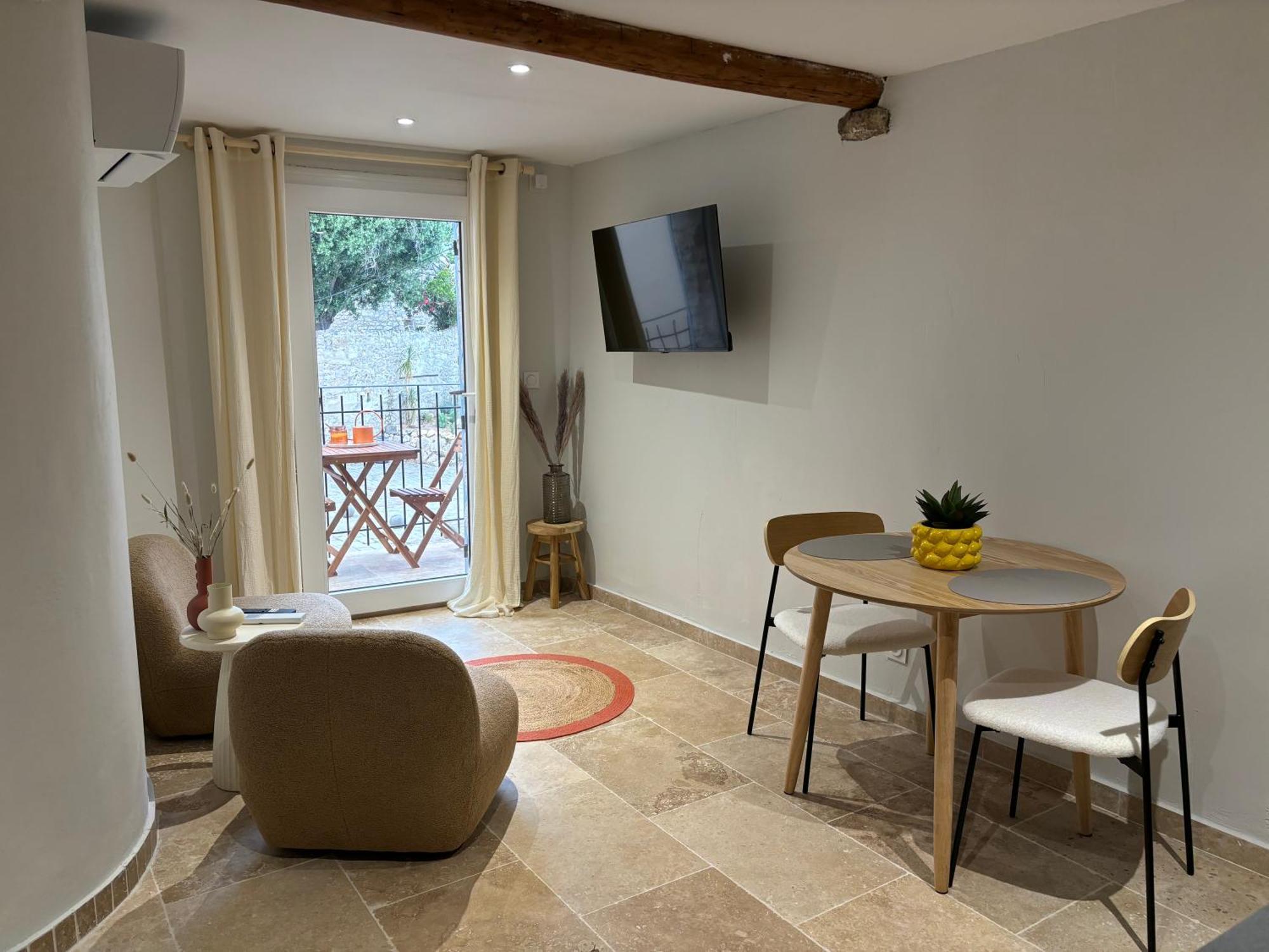 Apartment La Pablita, Vieil Antibes, Remparts