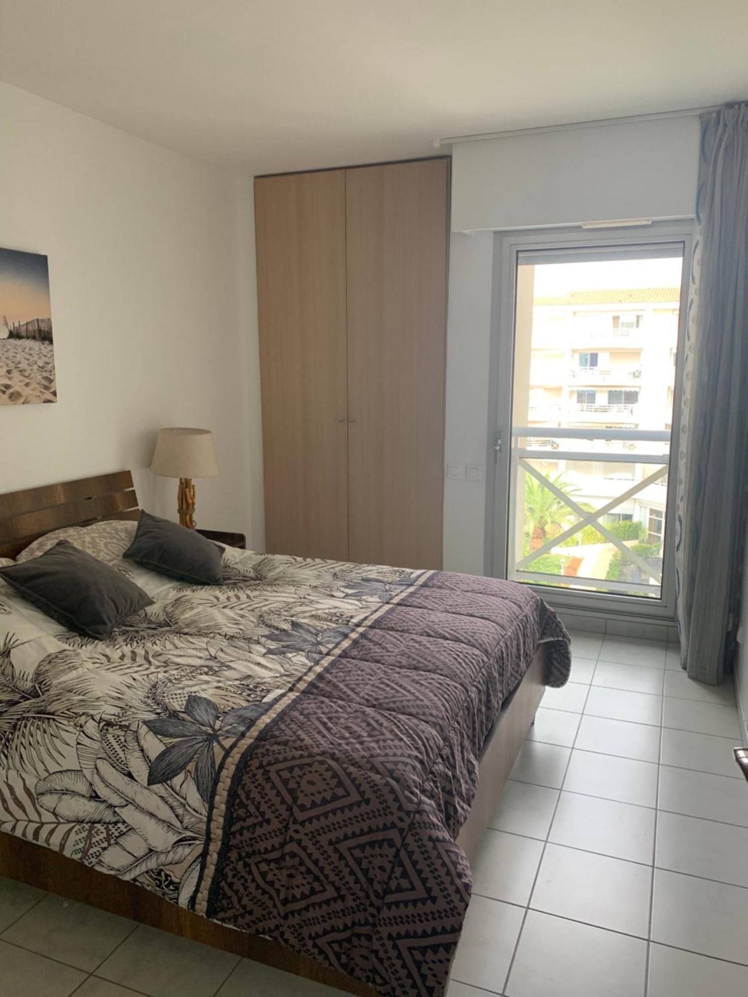 Grand Et Beau 2 Pièces Dans Résidence De Standing Appartement