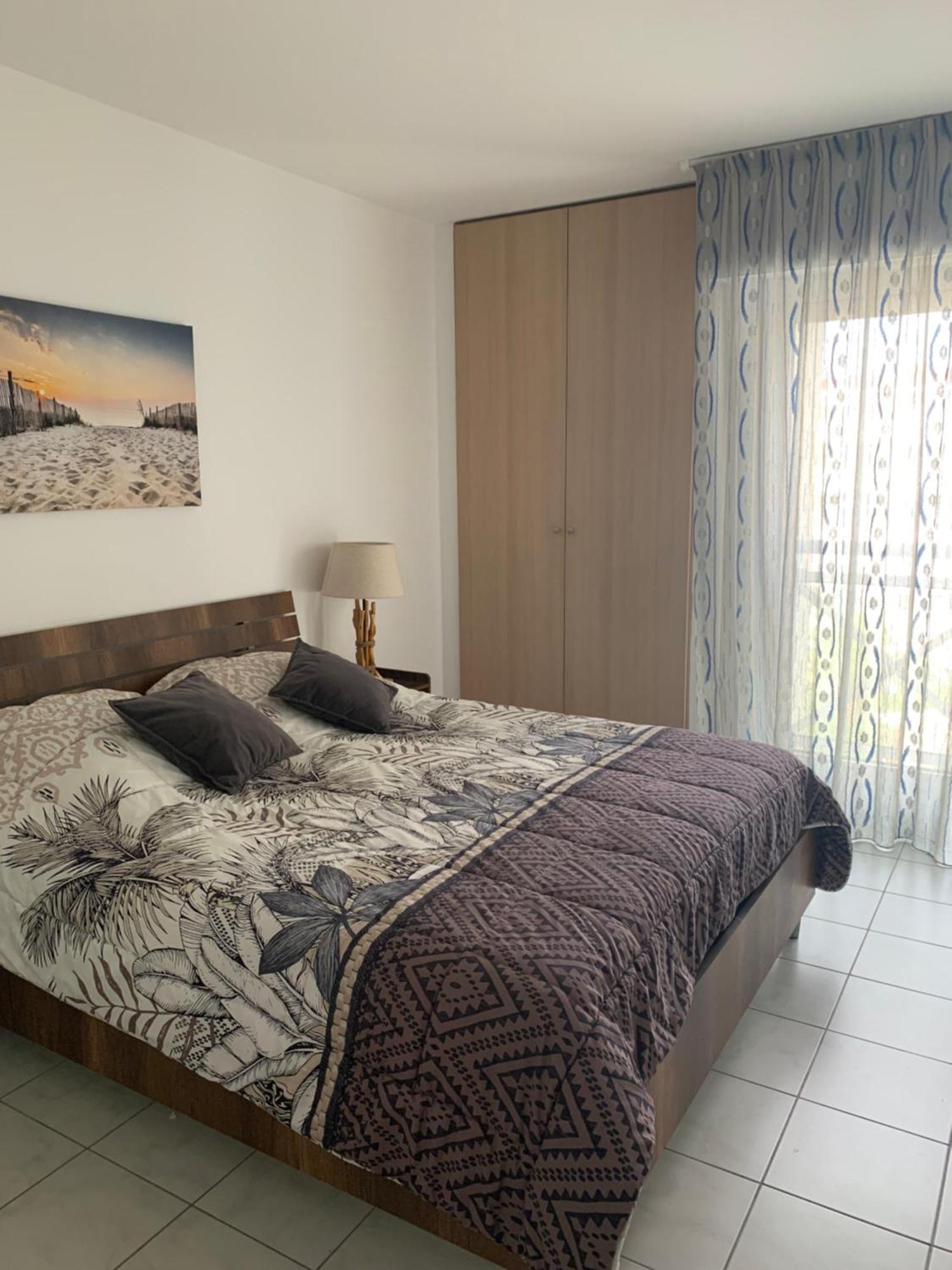 Grand Et Beau 2 Pièces Dans Résidence De Standing Appartement Antibes