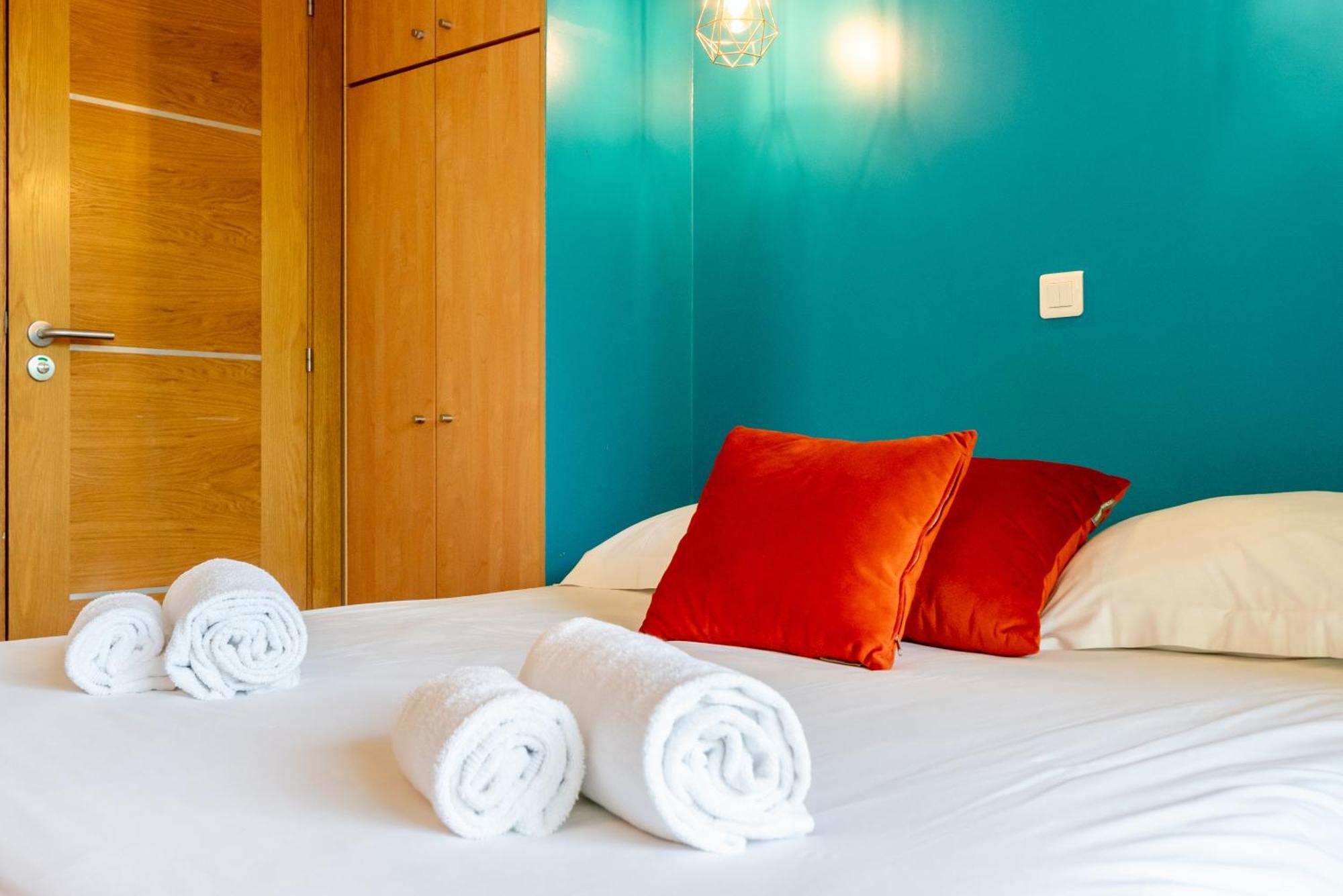Les 15 Pins & La -your Getaway Near Sea & Apartment *