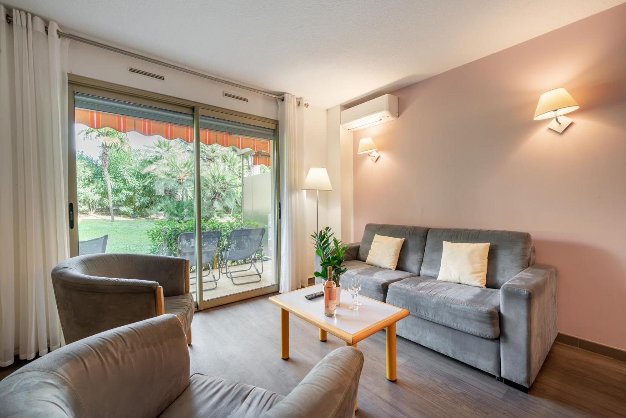 Les 15 Pins & La -your Getaway Near Sea &