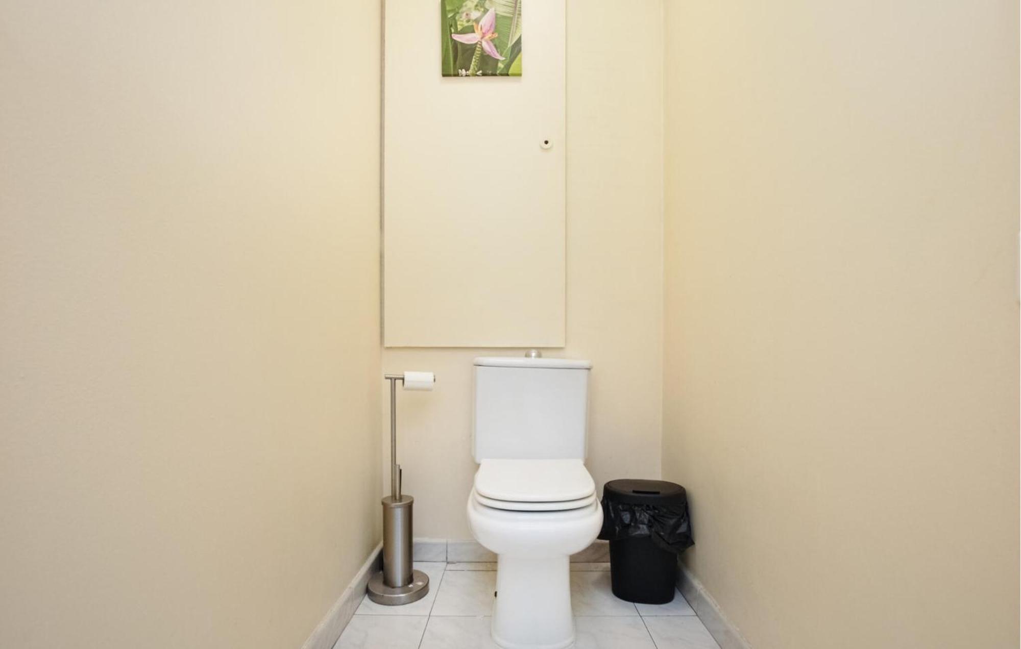 Apartment 1 Bedroom Stunning In