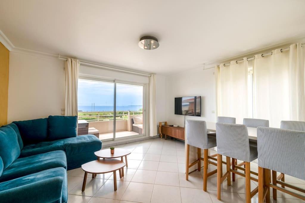 Apartamento Modern Beachfront Family With Pool Antibes