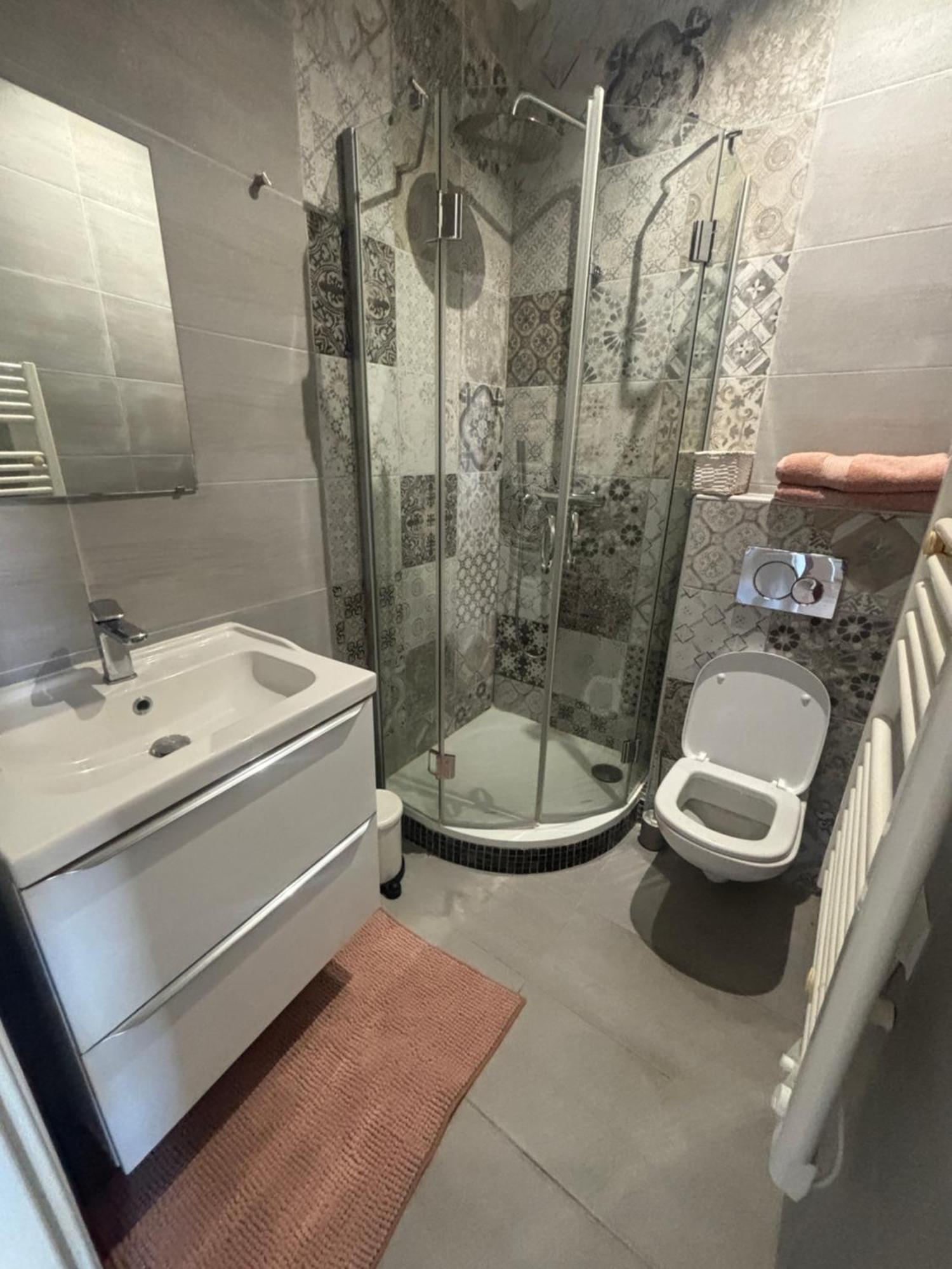 Apartment Lovely Old Town Flat - Les Remparts *