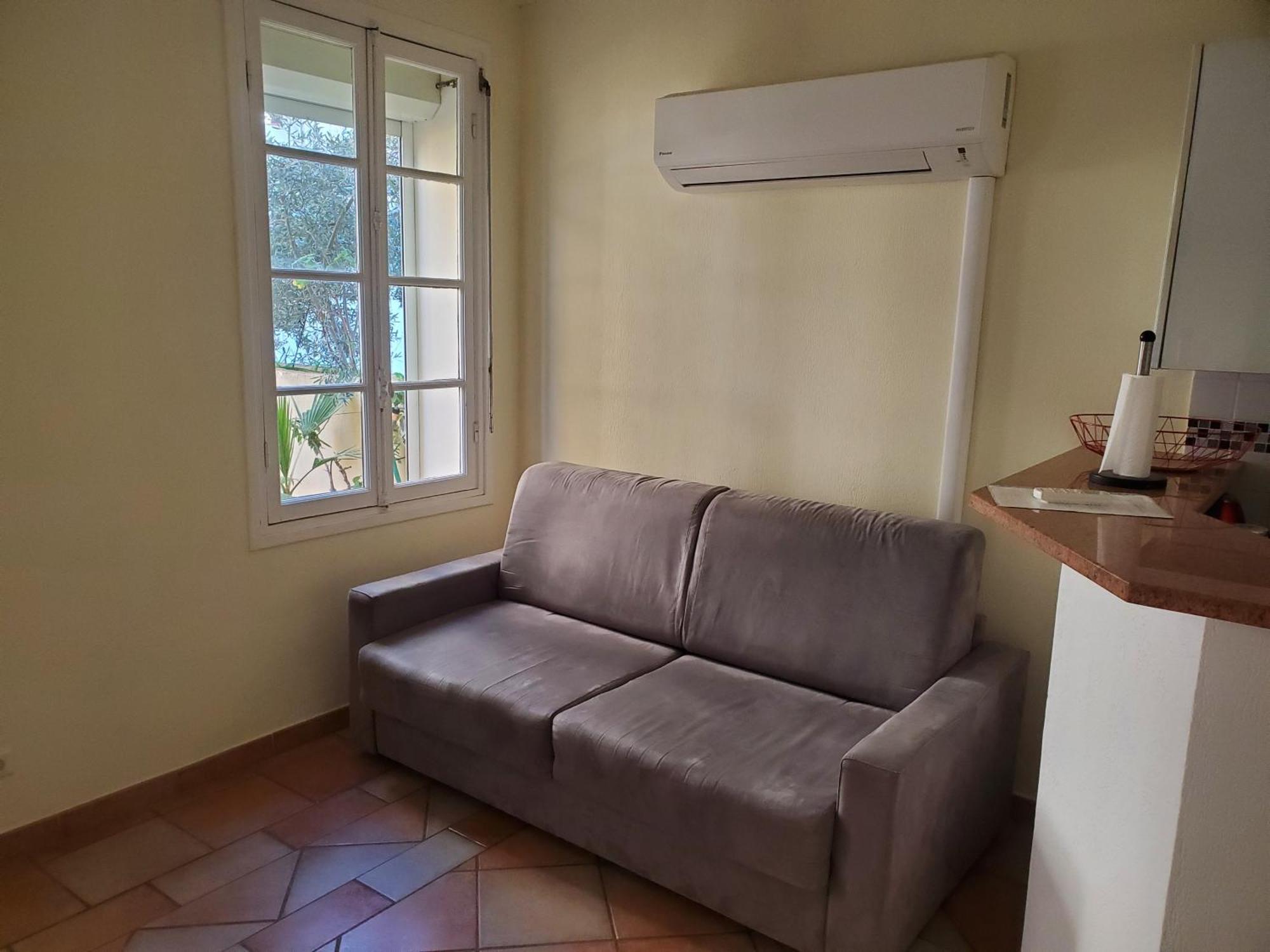 Le Pin Dore Apartment