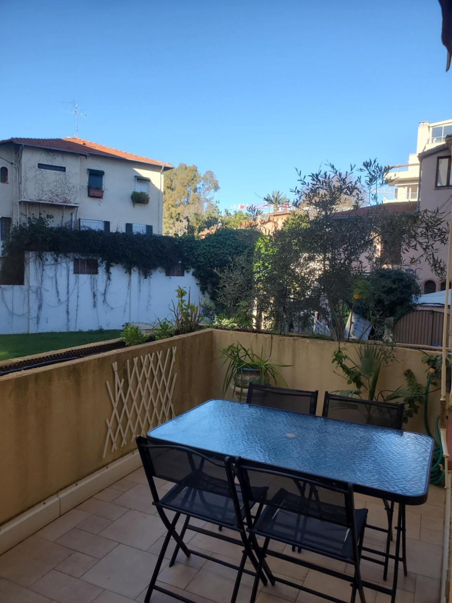 Le Pin Dore Apartment