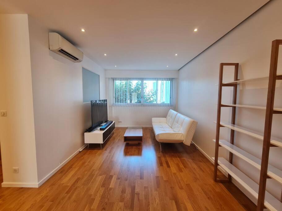 Apartment Superbe 3 Pieces Renove Au Coeur Du Cap D'antibes Antibes