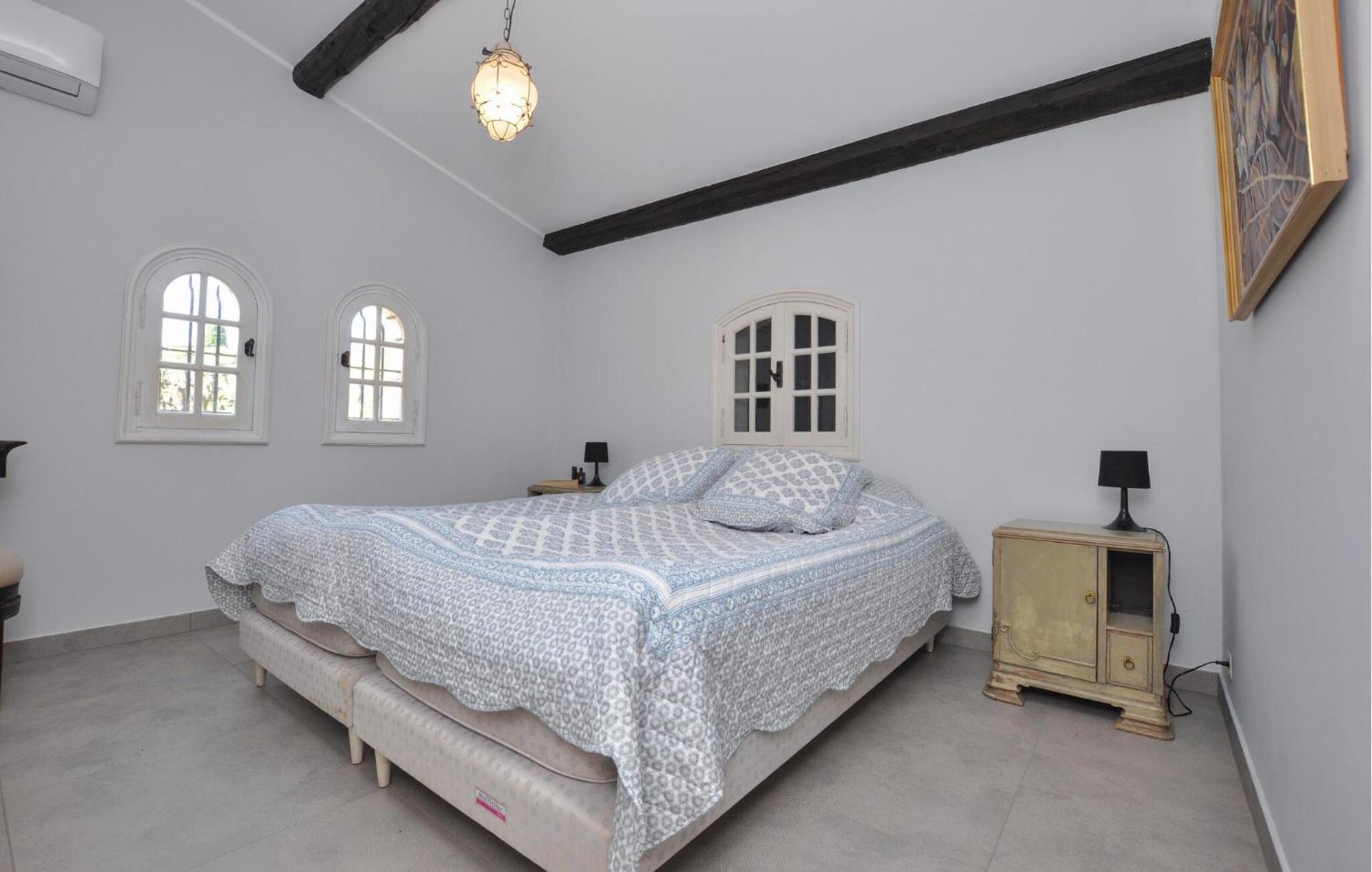 Casa de férias In With Private Swimming Pool, Be Inside Or Outside Antibes