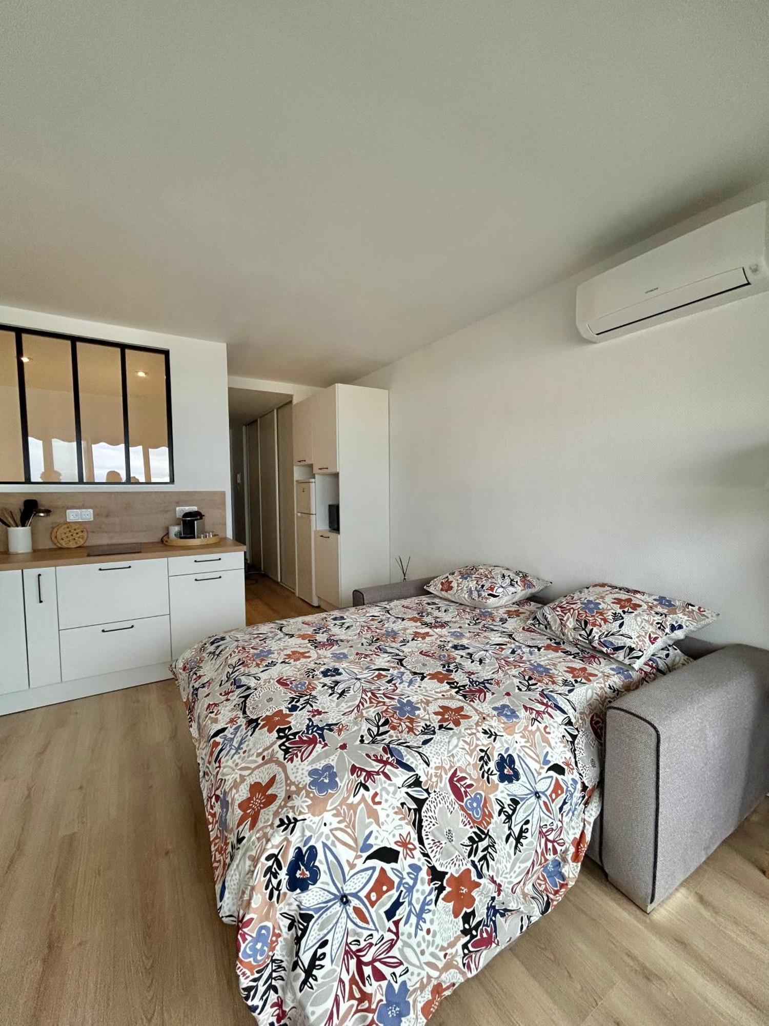 Seaside Serenity - - Beachfront - Apartamento Antibes