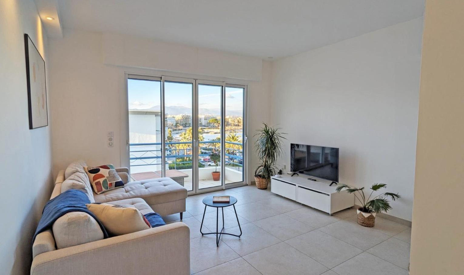 Oasis 2-rooms Flat With Panoramic Sea View - 3rd Floor No Elevator *