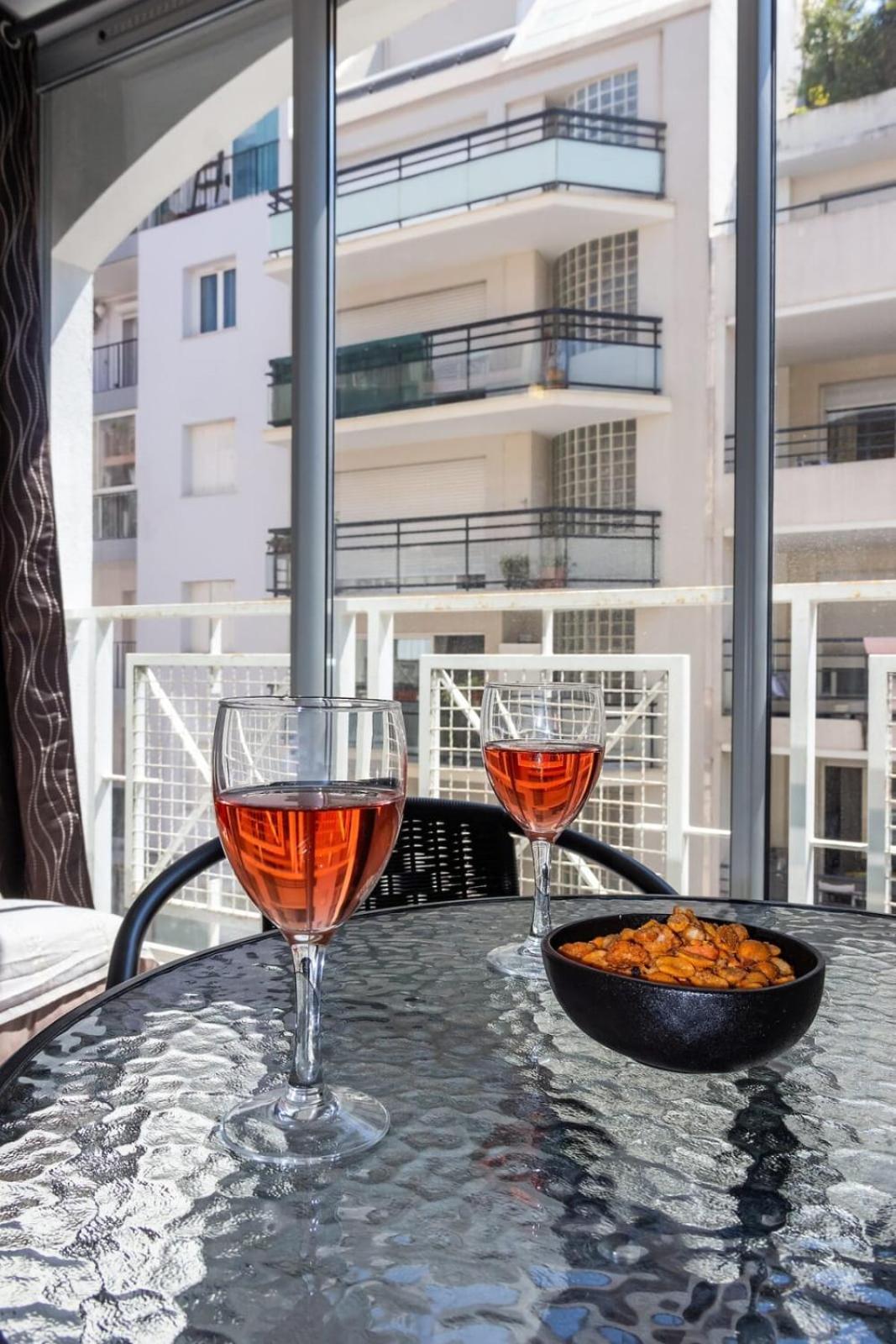 Le Bricka - Hypercentre - Cosy - 2 Min From The Sea Antibes