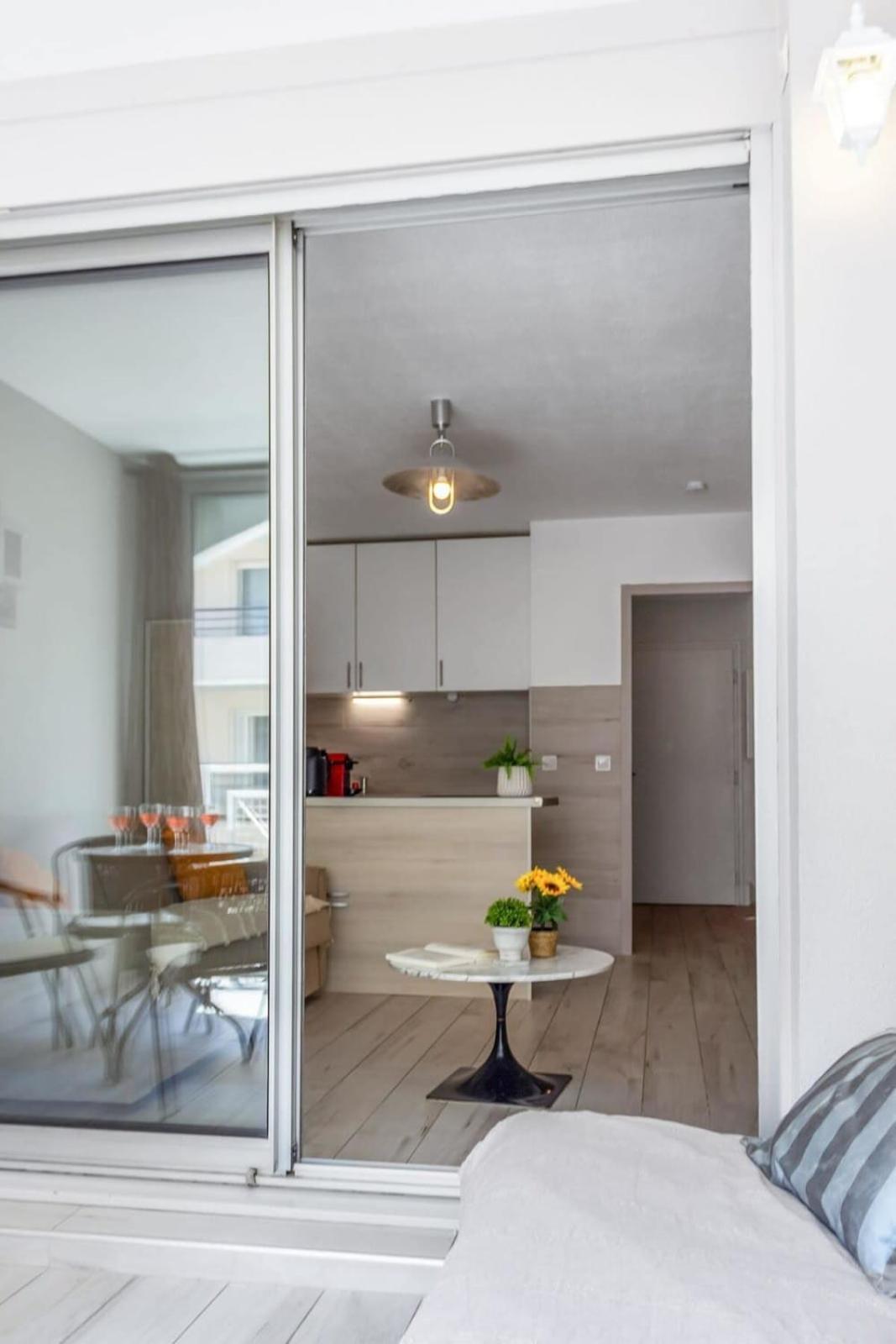 Le Bricka - Hypercentre - Cosy - 2 Min From The Sea Apartment