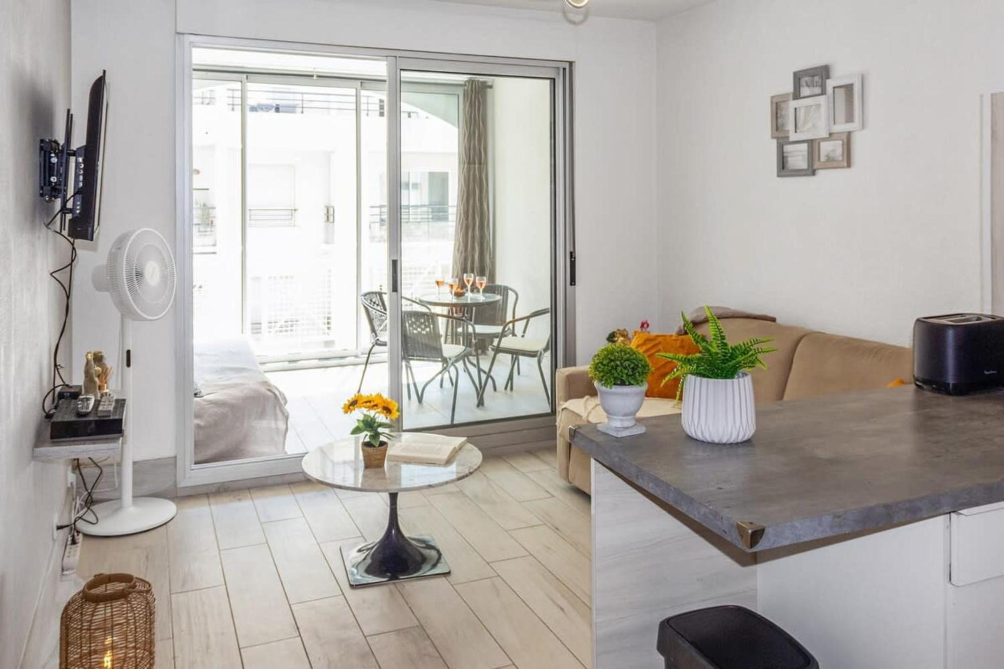 Apartment Le Bricka - Hypercentre - Cosy - 2 Min From The Sea Antibes