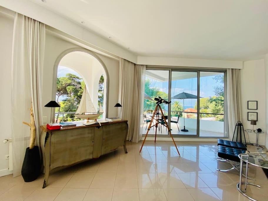 Villa Beautiful 5 Bedroom With Direct Sea View Antibes