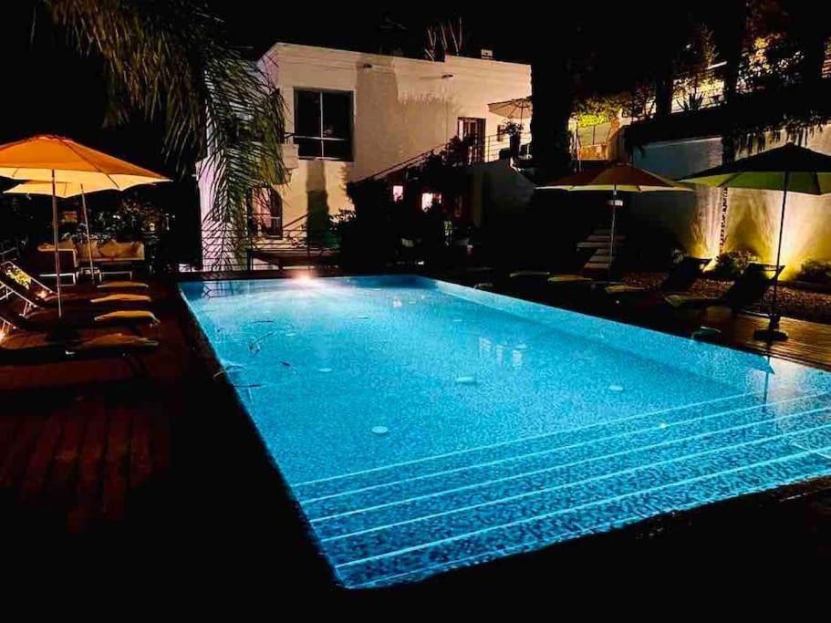 Villa Beautiful 5 Bedroom With Direct Sea View *
