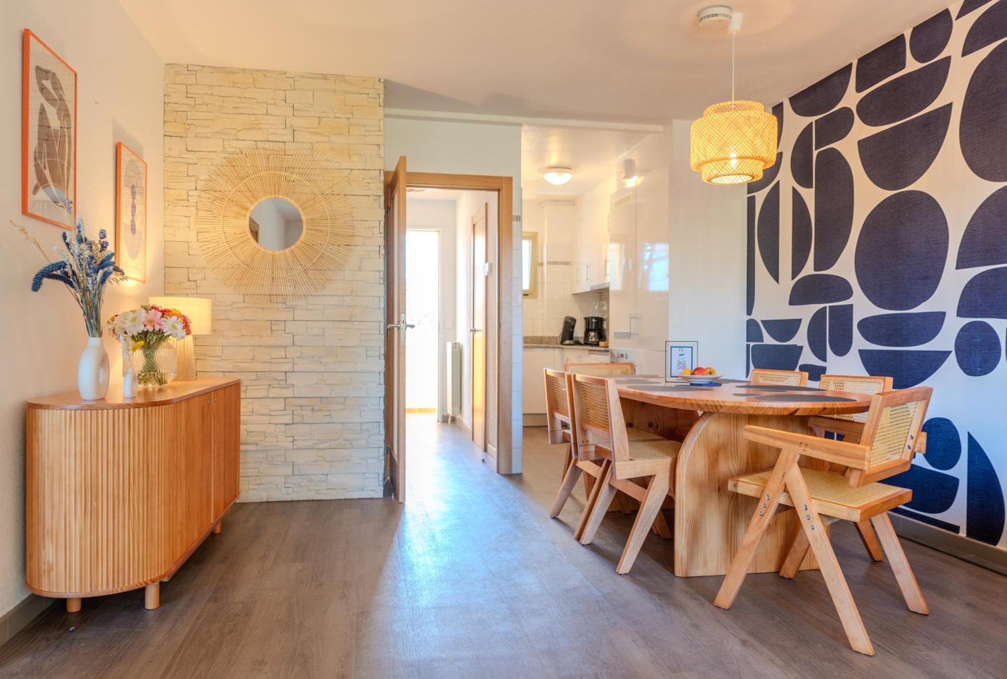 Les 15 Pins & La -your Getaway Near Sea & *