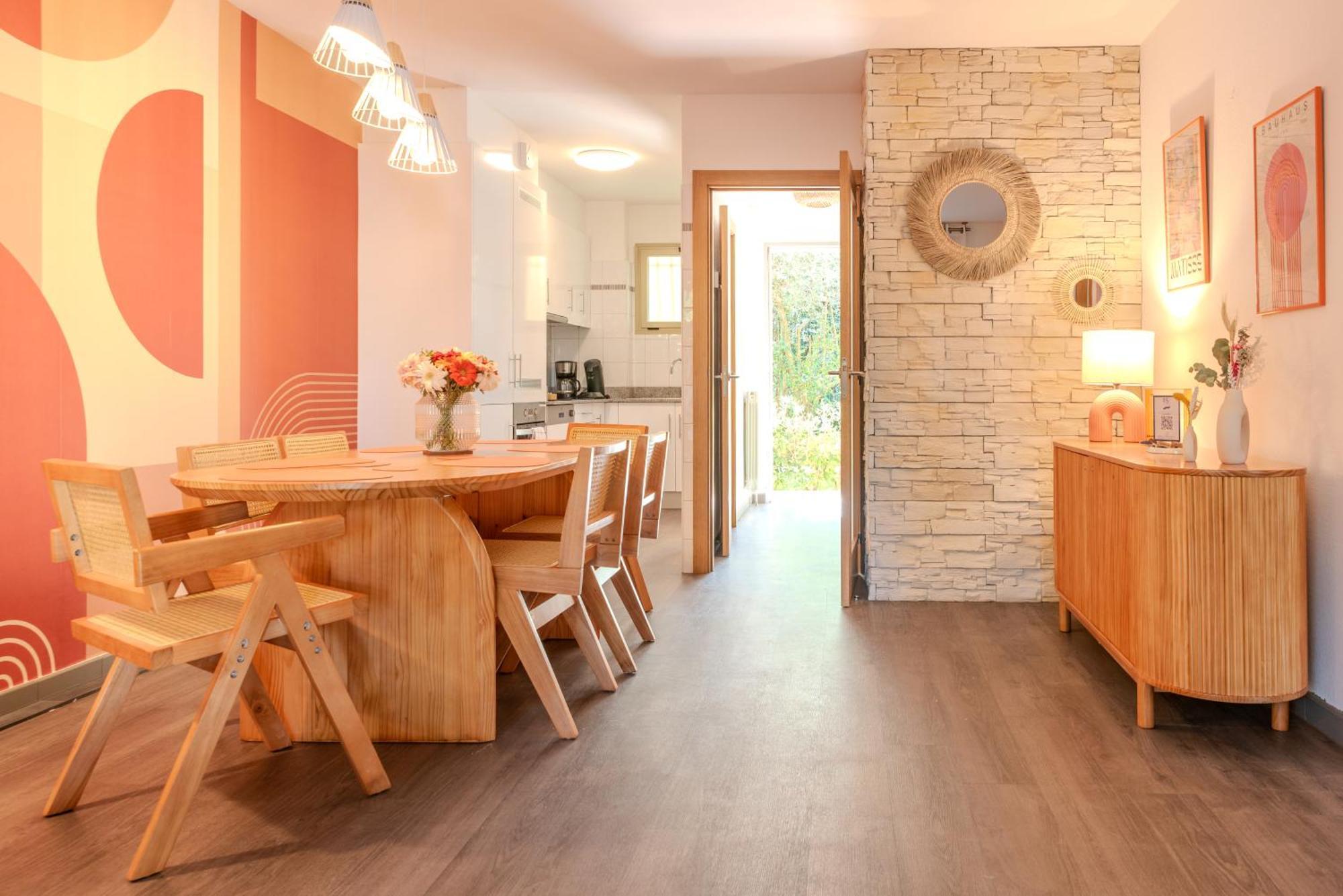Les 15 Pins & La -your Getaway Near Sea & *