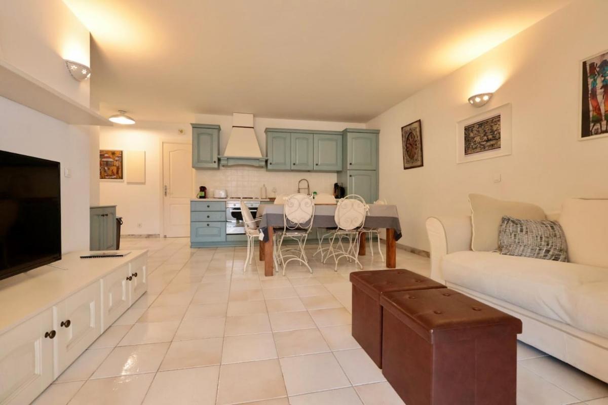 Family, 4 Pers, Parking, Piscine * Antibes