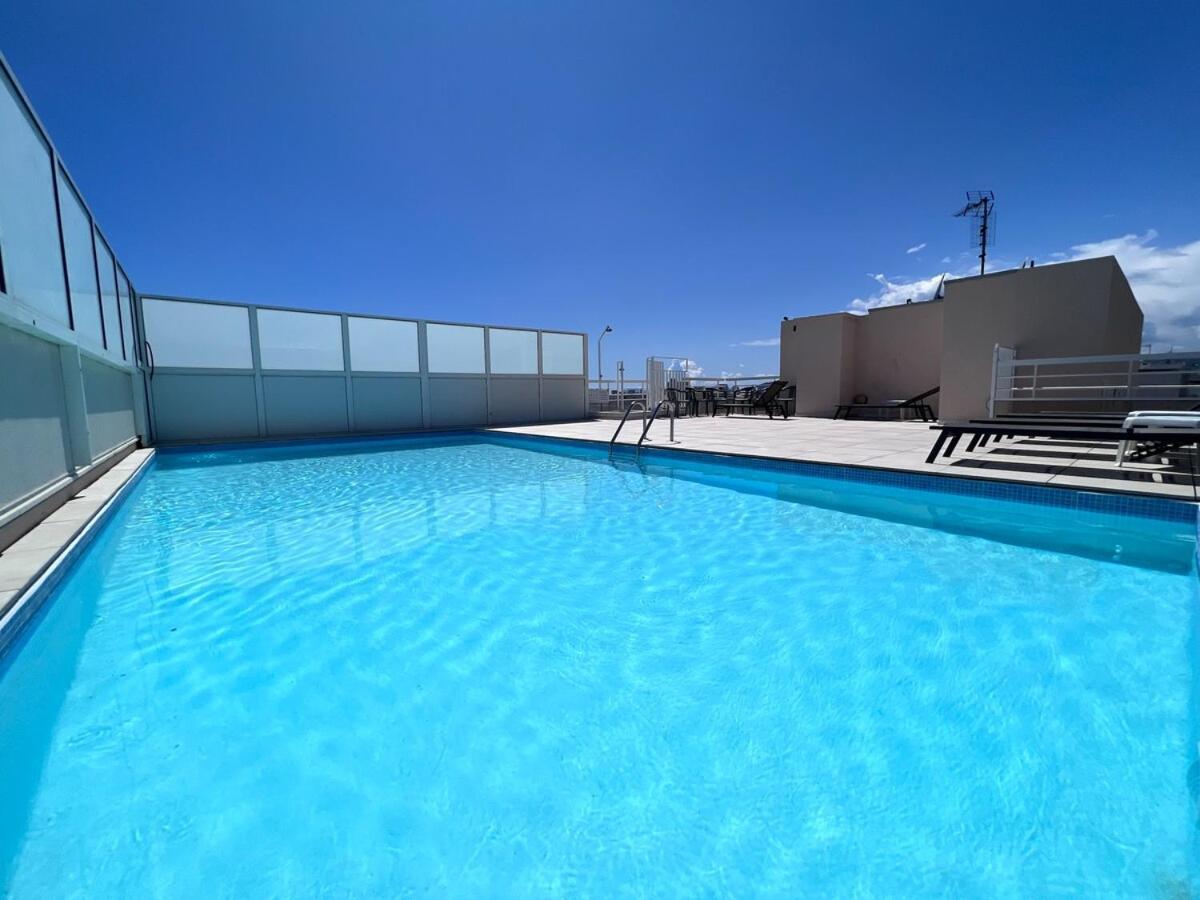 Family, 4 Pers, Parking, Piscine Apartment *