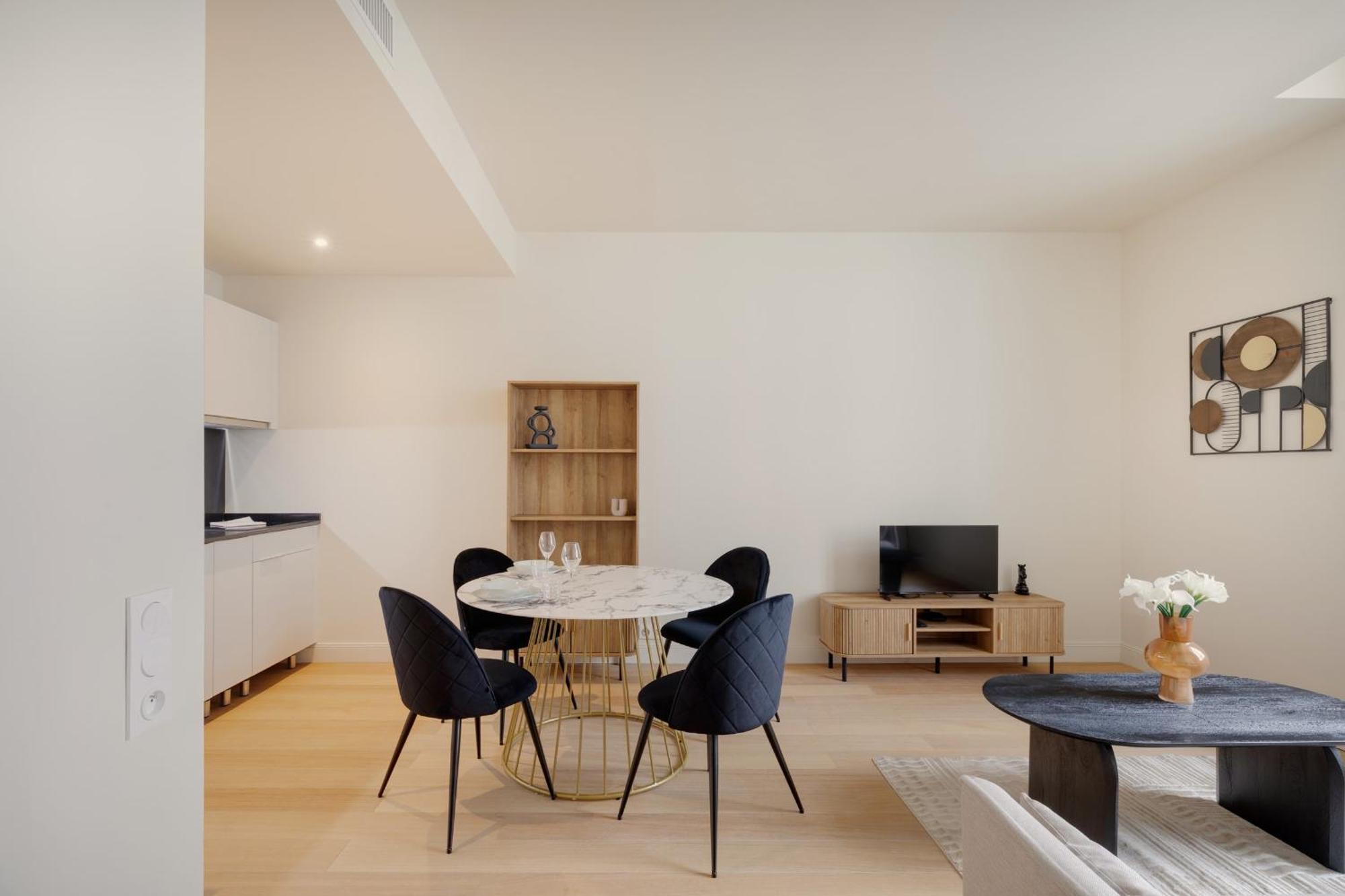 Place De Gaulle - Welkeys Apartment