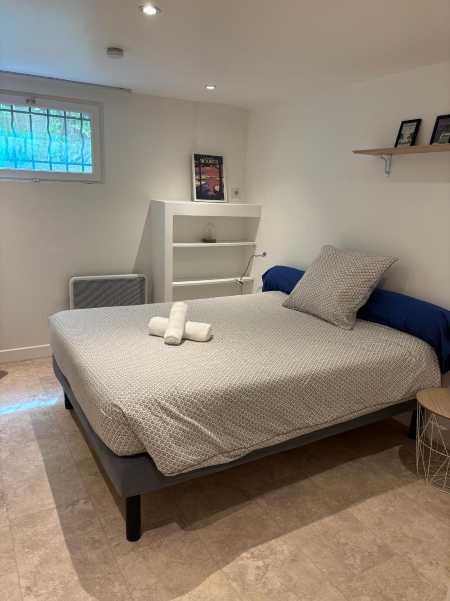 Holiday home Maison Avec Jardin Privatif, 4 Chambres, Calme Dans Avec Piscine *