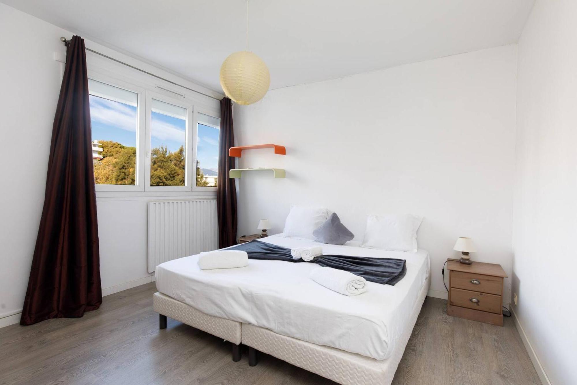 Julius 6 Couchages, Parking Prive Antibes