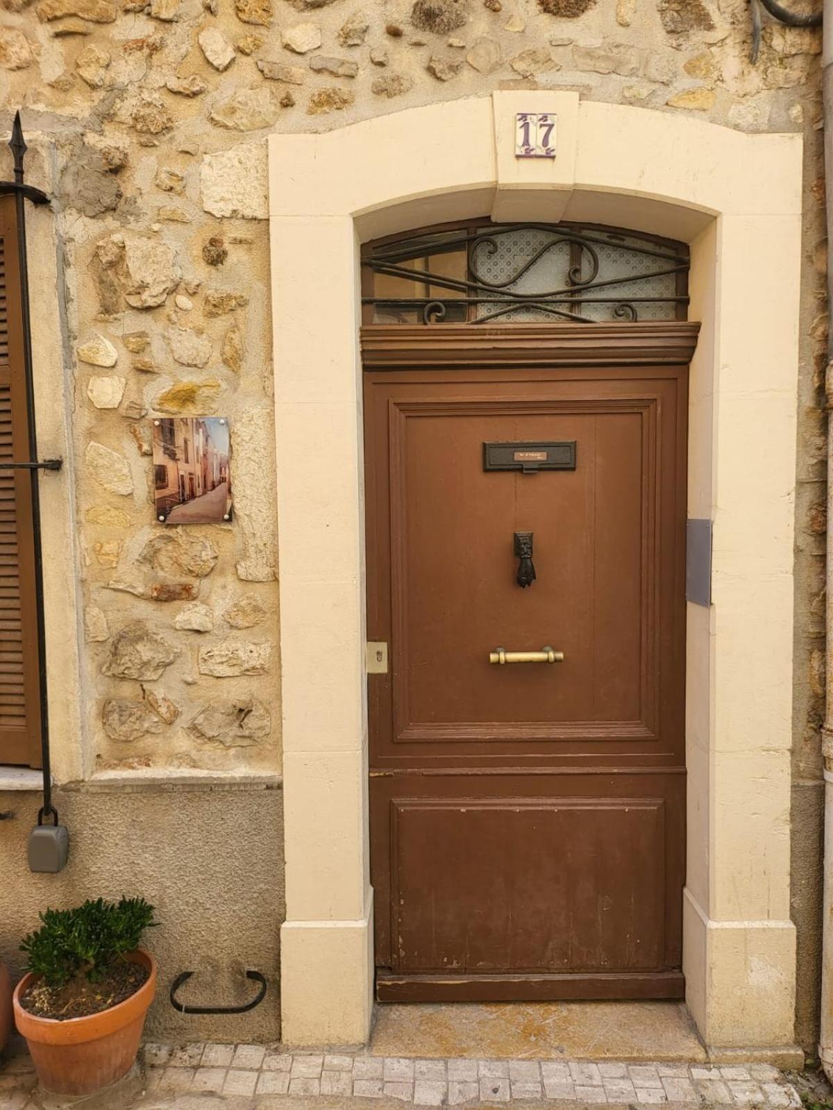 Appartement Les Haciendas - 5 Dans Le Viel Antibes