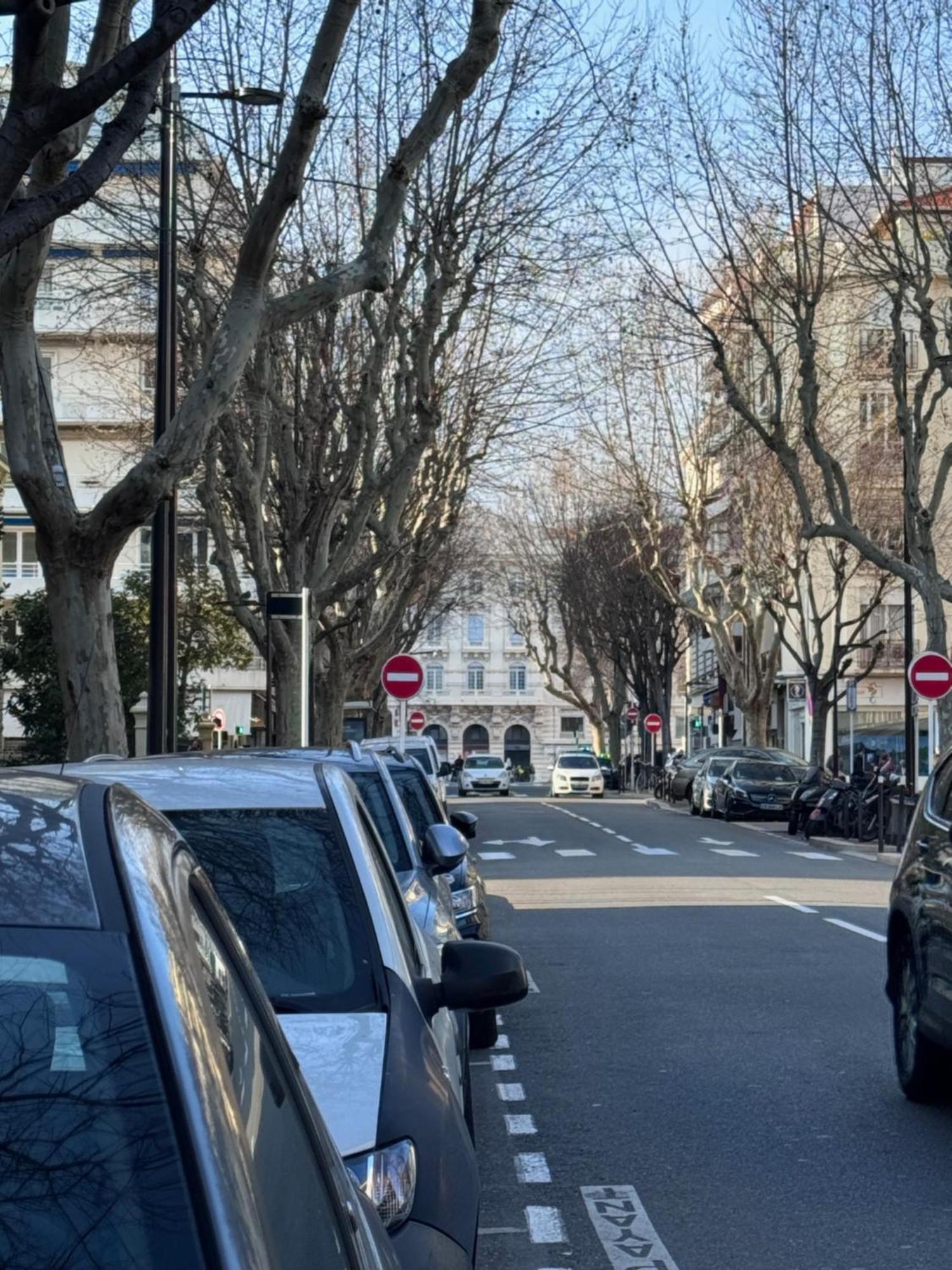 Le Nid Douillet Du Carre D'or Antibes