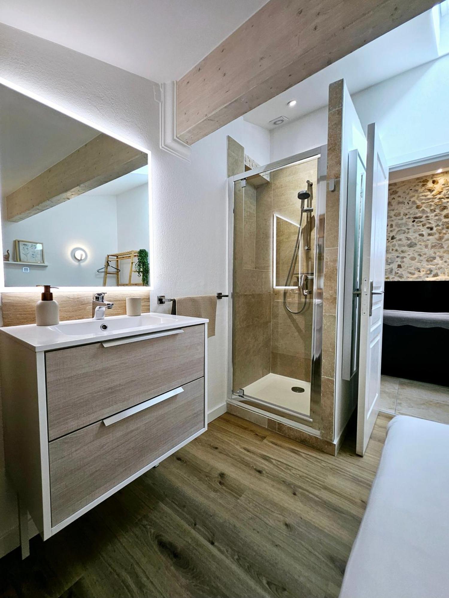 Apartment Les Casemates Antiboises - Jolie T3 Proche Port