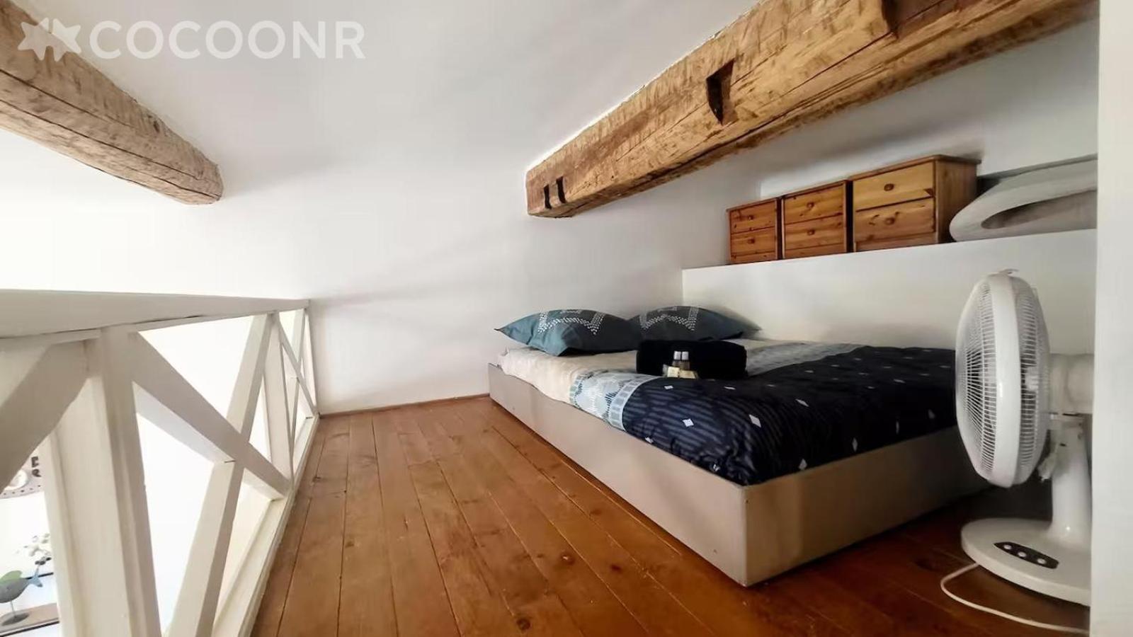 Le Provencal Du Marche - T3 Dans Vieil Appartement Antibes