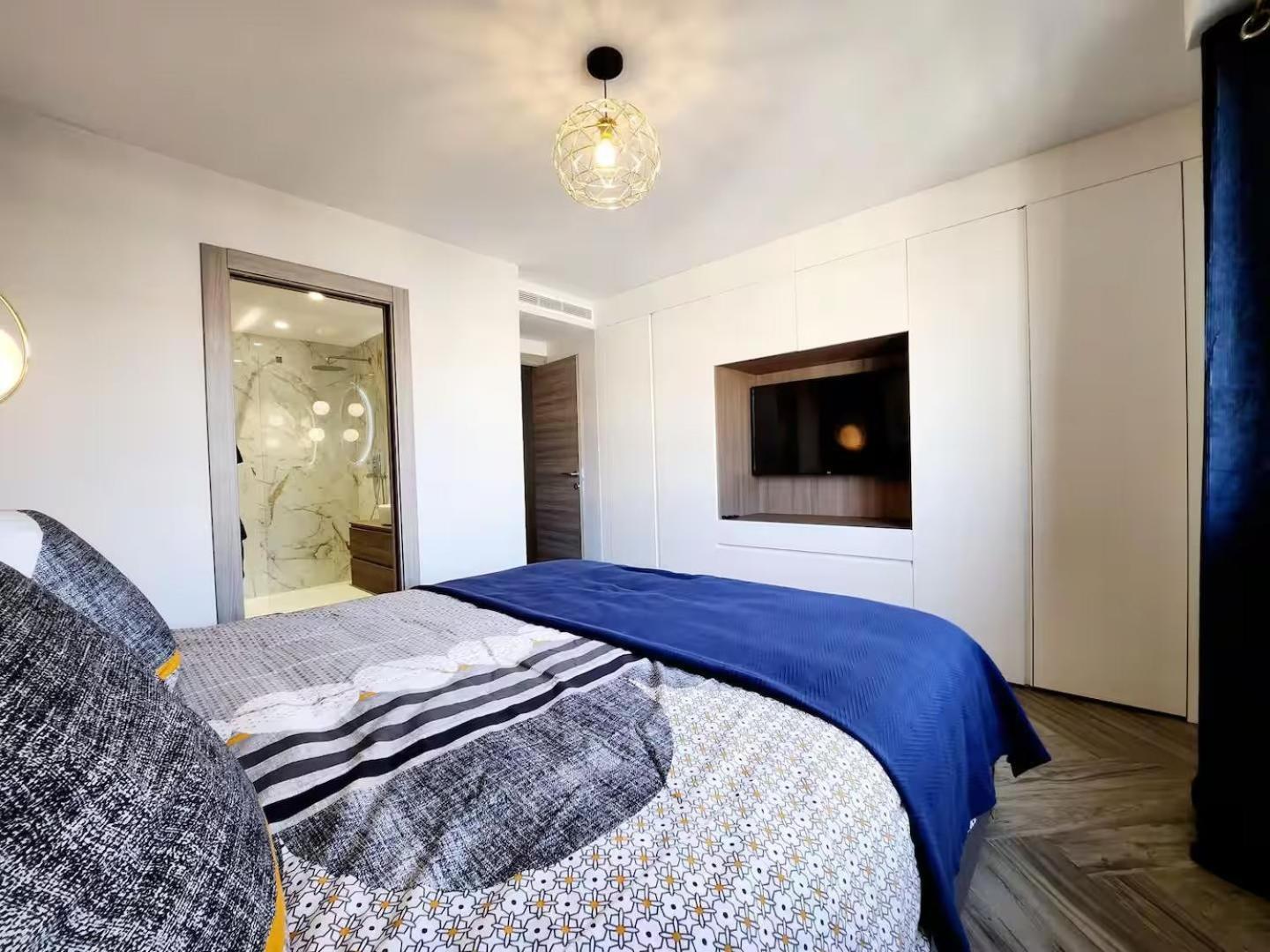 Apartment Le Guillabert - T4 En Plein Centre Antibes