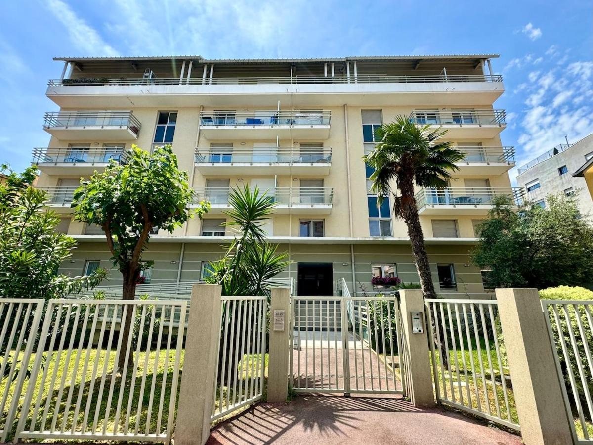 Apartment Mickael - De Standing 4 Prs - A 300m *